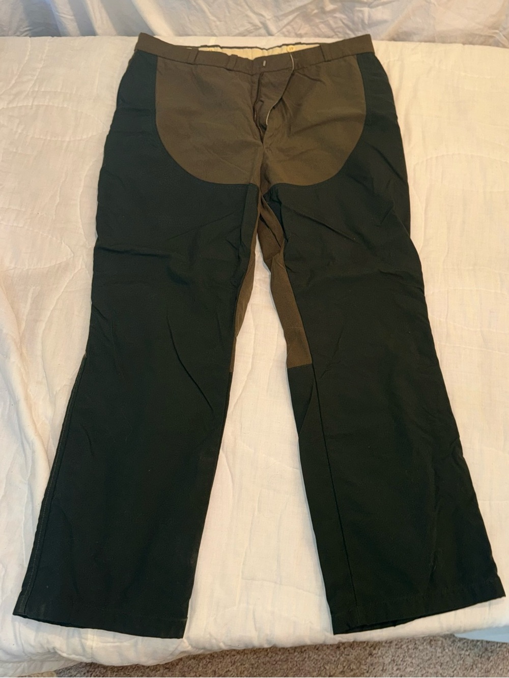 L.L. Bean Men’s Pants – Size 40 – Brown/Green